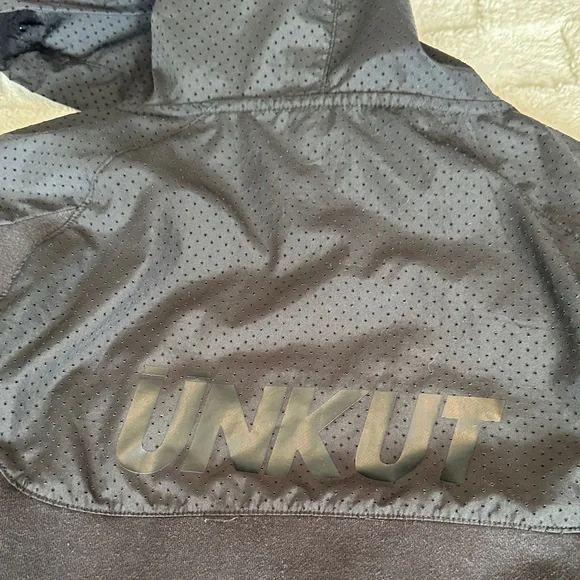 Jacket - Picture 10 of 16